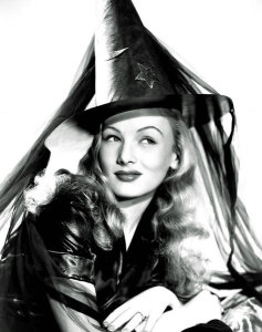 Hollywood Photo Archive - I Married a Witch - Veronica Lake