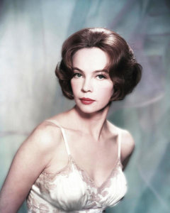 Hollywood Photo Archive - Leslie Caron