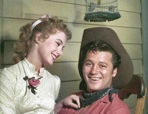 Hollywood Photo Archive - Gordon MacRae - Oklahoma