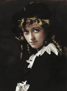 Hollywood Photo Archive - Marion Davies