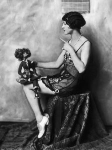 Hollywood Photo Archive - Ziegfeld Girls