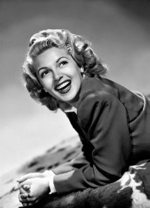 Hollywood Photo Archive - Lana Turner