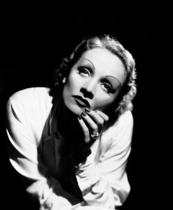 Hollywood Photo Archive - Marlene Dietrich