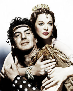 Hollywood Photo Archive - Victor Mature