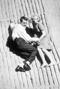 Hollywood Photo Archive - Cary Grant - North By Northwest