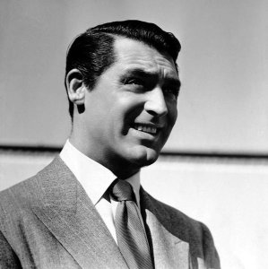 Hollywood Photo Archive - Cary Grant