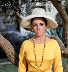 Hollywood Photo Archive - Elizabeth Taylor