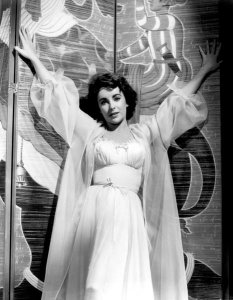 Hollywood Photo Archive - Elizabeth Taylor