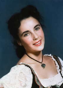 Hollywood Photo Archive - Elizabeth Taylor