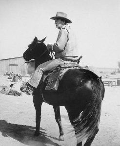 Hollywood Photo Archive - John Wayne - Comancheros