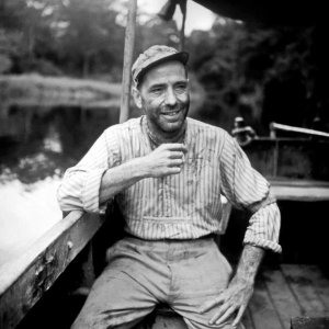 Hollywood Photo Archive - Humphrey Bogart in the African Queen