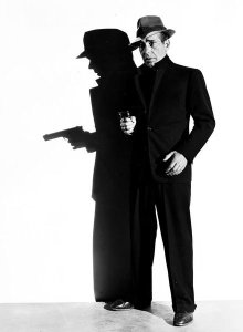 Hollywood Photo Archive - Humphrey Bogart in Dead Reckoning