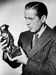 Hollywood Photo Archive - Humphrey Bogart in the Maltese Falcon