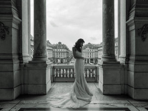 Haute Photo Collection - Balcony on a boulevard, Paris