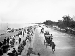 Vintage Chicago - Shore Drive Lincoln Park Chicago Illinois