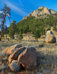 Tim Fitzharris - Boulders and mountain, Rocky Mountain National Park, Colorado