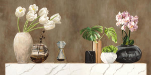 Jenny Thomlinson - Floral Setting on White Marble