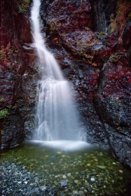 Matthias Breiter - Waterfall in creek along Gold River Highway, Vancouver Island, Canada