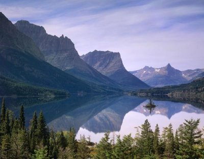 Tim Fitzharris - Wild Goose Island in St Mary's Lake, Glacier National Park, Montana