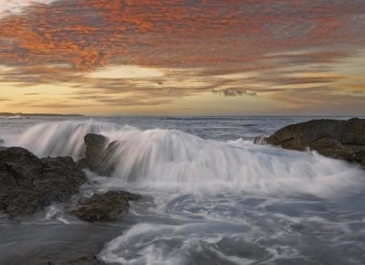 Tim Fitzharris - Breaking wave, Playa Langosta, Guanacaste, Costa Rica