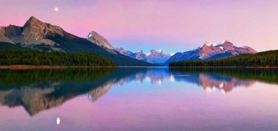 Yan Zhang - Maligne Lake