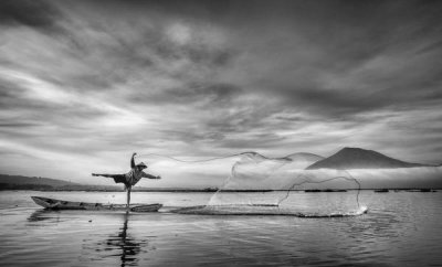 Arief Siswandhono - Man Behind The Nets