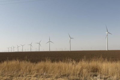 Carol Highsmith - A wind-turbine farm near the city of Snyder in Scurry County, TX