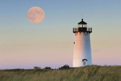 Katherine Gendreau - Moon Over Marthas Vineyard