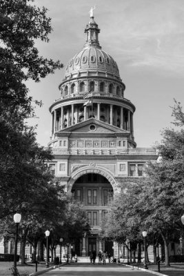 Carol Highsmith - The Texas Capitol, Looking Up - B&W