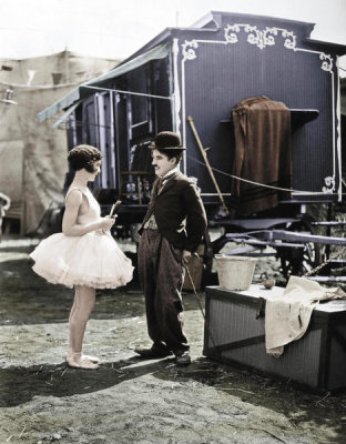 Hollywood Photo Archive - Charlie Chaplin