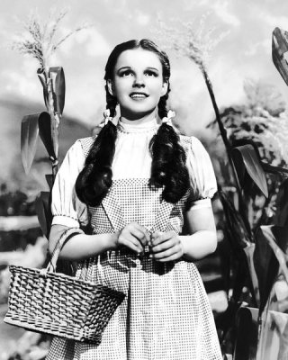 Hollywood Photo Archive - Judy Garland - Wizard of Oz