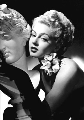 Hollywood Photo Archive - Lana Turner