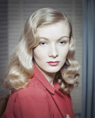 Hollywood Photo Archive - Veronica Lake