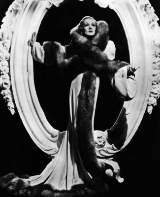 Hollywood Photo Archive - Marlene Dietrich