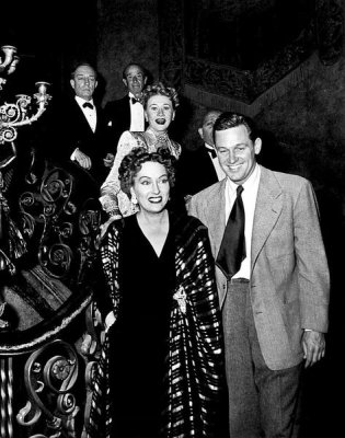 Hollywood Photo Archive - Sunset Boulevard