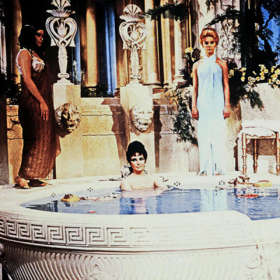 Hollywood Photo Archive - Elizabeth Taylor - Cleopatra