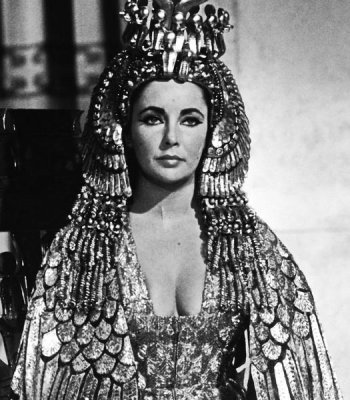 Hollywood Photo Archive - Elizabeth Taylor - Cleopatra