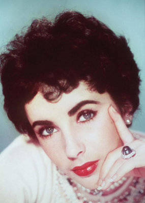 Hollywood Photo Archive - Elizabeth Taylor