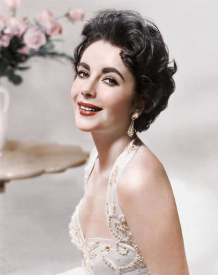 Hollywood Photo Archive - Elizabeth Taylor