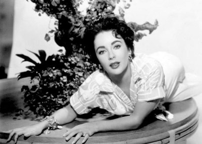 Hollywood Photo Archive - Elizabeth Taylor