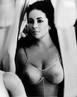 Hollywood Photo Archive - Elizabeth Taylor