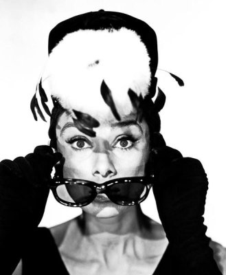 Hollywood Photo Archive - Audrey Hepburn