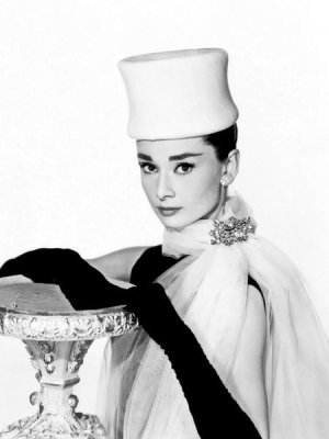 Hollywood Photo Archive - Audrey Hepburn