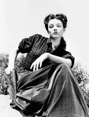 Hollywood Photo Archive - Jean Tierney in Belle Starr