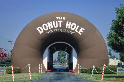 John Margolies - The Donut Hole, Amar Road, La Puente, California