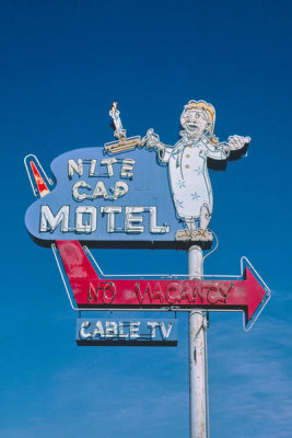 John Margolies - Nite Cap Motel sign, Route 2, Williston, North Dakota