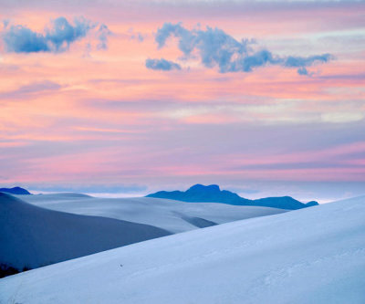Tim Fitzharris - Sand dunes at sunset, White Sands National Monument, New Mexico