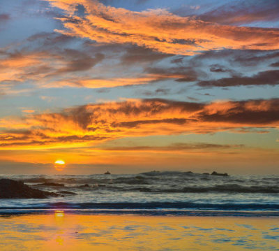 Tim Fitzharris - Waves at sunset, Big Sur, California