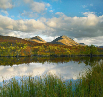 Tim Fitzharris - Ogilvie Mountains and river in autumn, Tombstone Territorial Park, Yukon, Canada