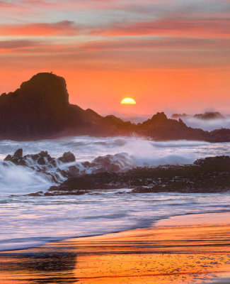 Tim Fitzharris - Sunset over coast, El Matador Beach, California